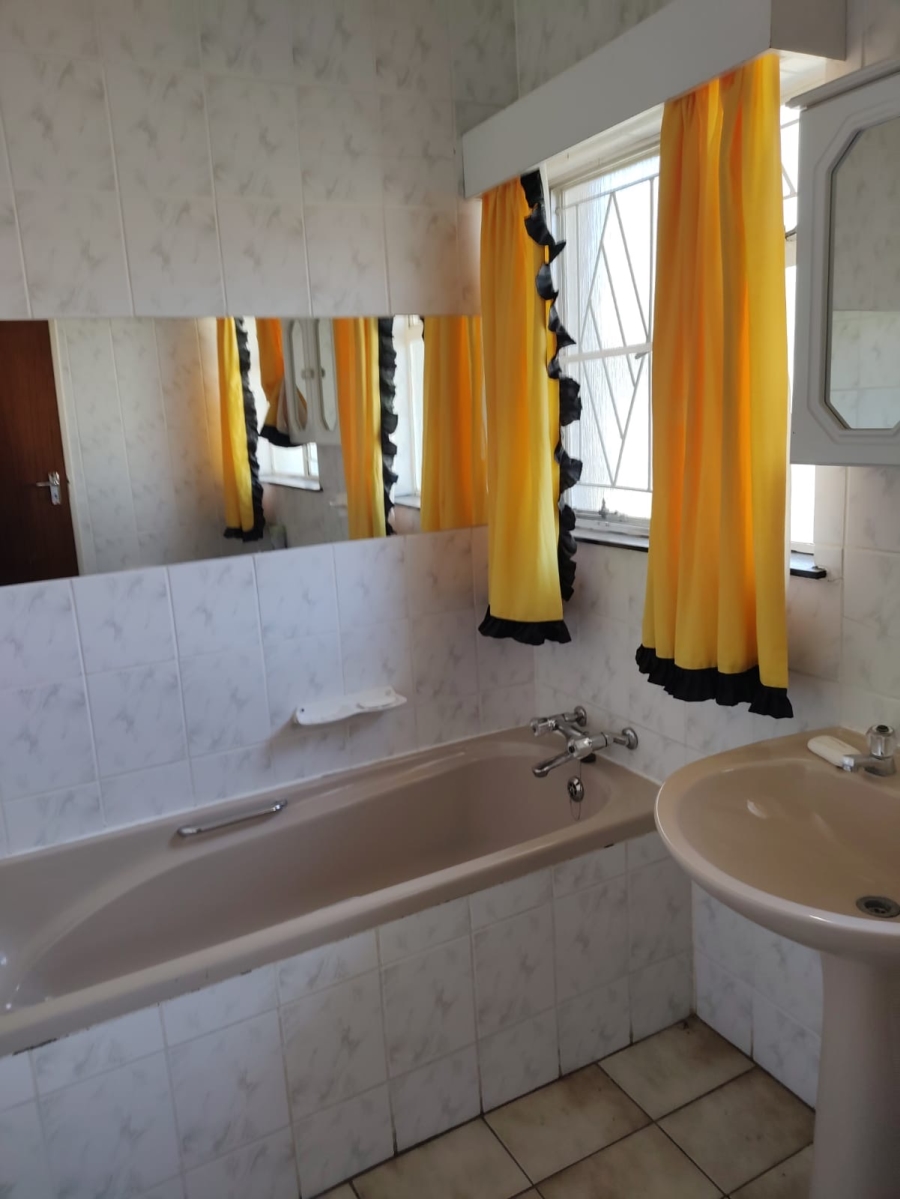 5 Bedroom Property for Sale in Virginia Free State